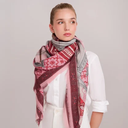 Wool Scarf Il Carnevale di Venezia Venetian Pink - Image 3