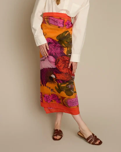 Pareo Cotton Silk The Grand Treasure of African Crowned Crane Orange - Image 3
